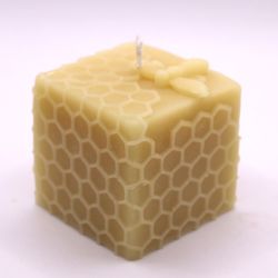 Picture of Large Cube Comb Candle